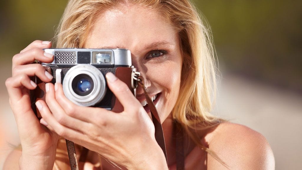 Intiimejä kuvia teetettäessä on hyvä muistaa, että kuvat voi nähdä useampikin silmäpari.