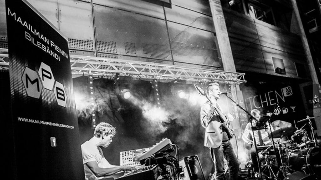 Maailman Pienin Bilebändi