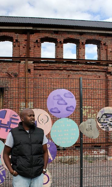 Nairobi Half Life -elokuvan ohjaaja Tosh Gitonga