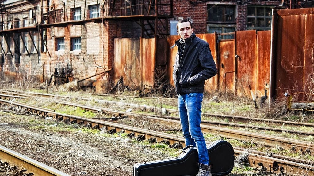 "Mä lähden kyseleen numeroita, heippa!"