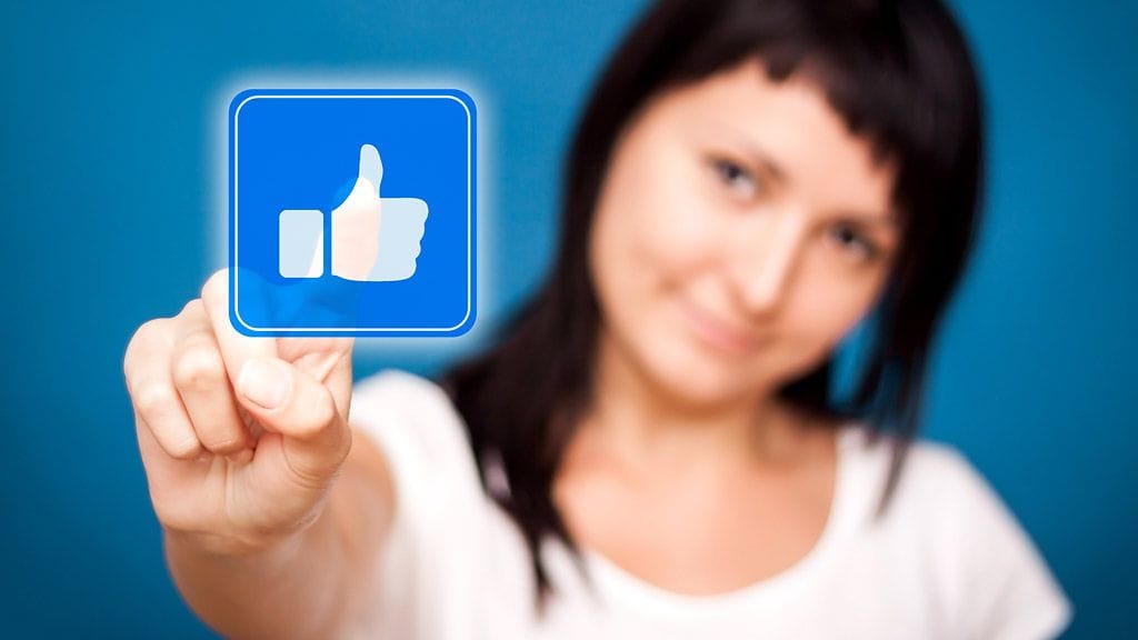 MTV Uutisten kyselyssä toivottiin lisää asiajournalismia somepöhinän sijaan.