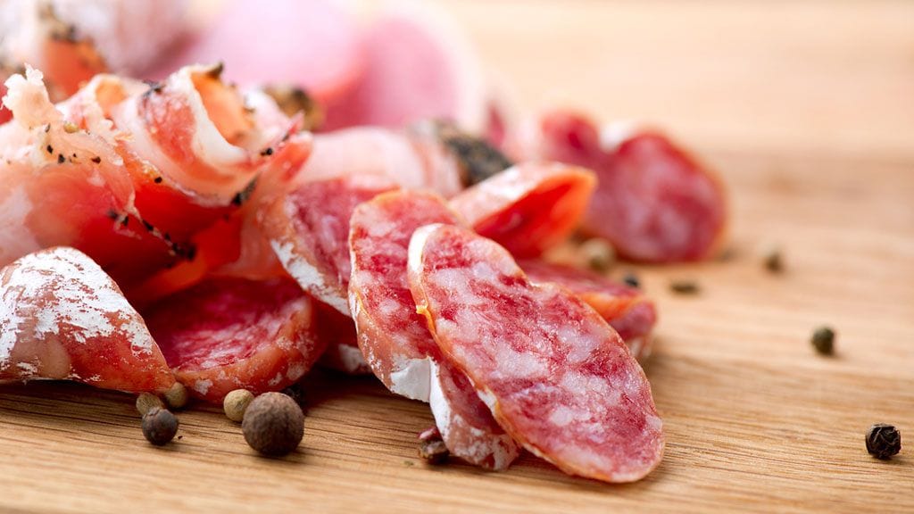 Leikkeleitä voi käyttää lihaisien sipsien raaka-aineena.