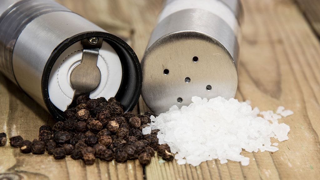 Suola ja pippuri käyvät Suomessa kaupaksi.