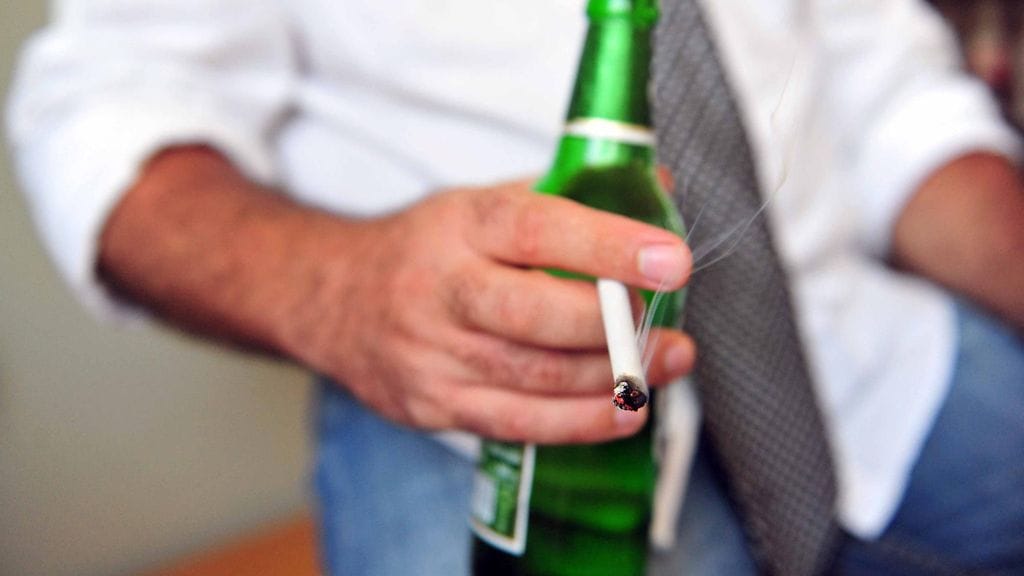 alkoholi ja tupakka.JPG