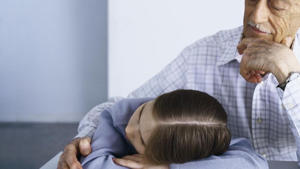 Jos lapsi on vaarassa, on isovanhemman puututtava tilanteeseen.