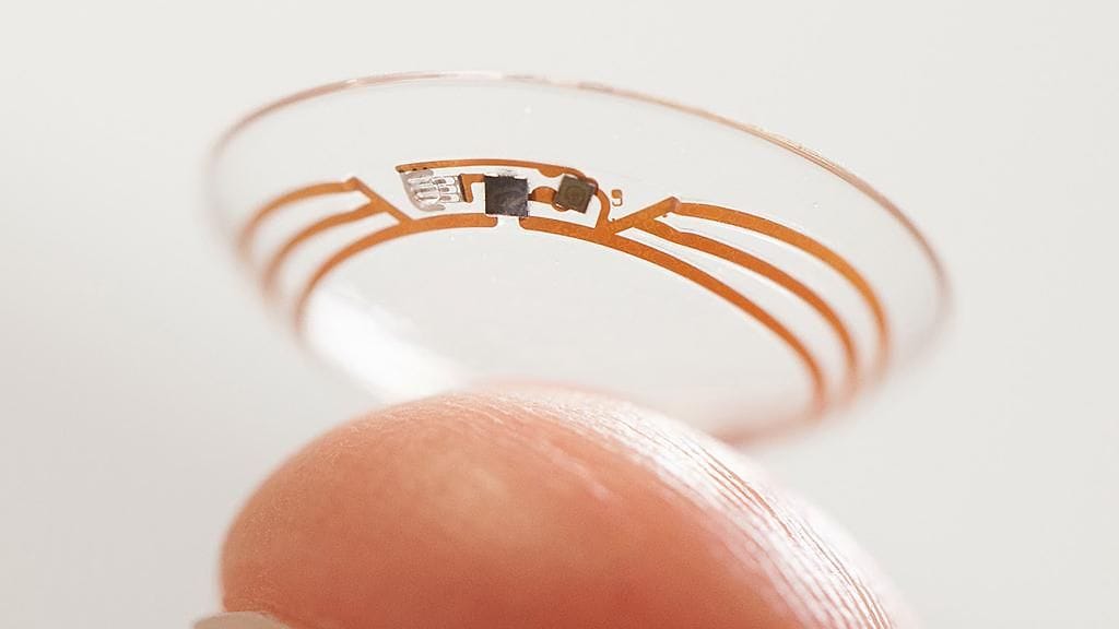 Hakukonejätti Google suunnittelee älypiilolinssejä diabeetikoille. Linssi käyttää pientä glukoosiarvon mittaamiseen langatonta sirua ja pientä glukoosisensoria, jotka ovat upotettu siihen.