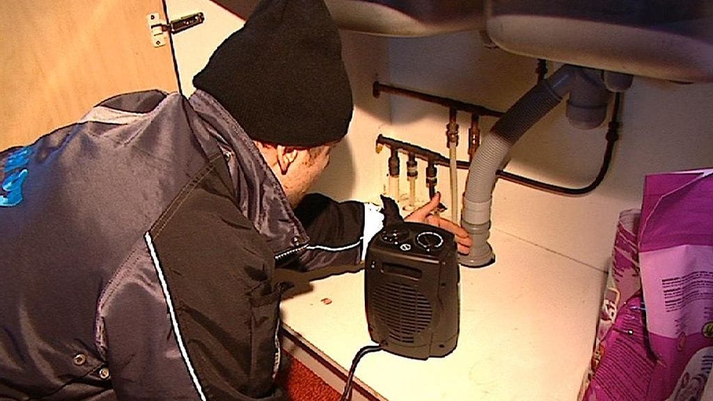 Putkimies putket jäässä