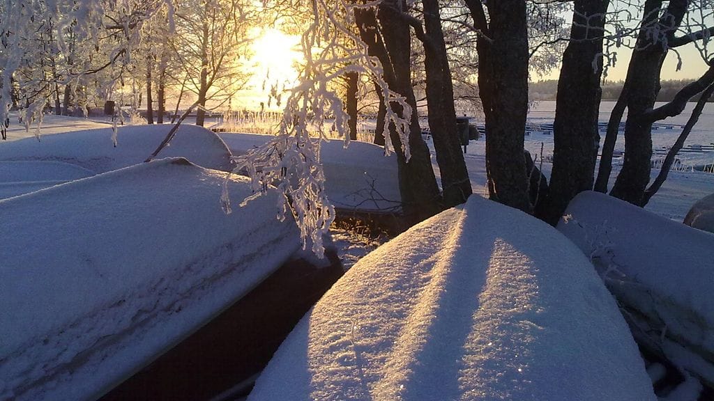 Pakkaspäivän aurinko. Lukijan kuva