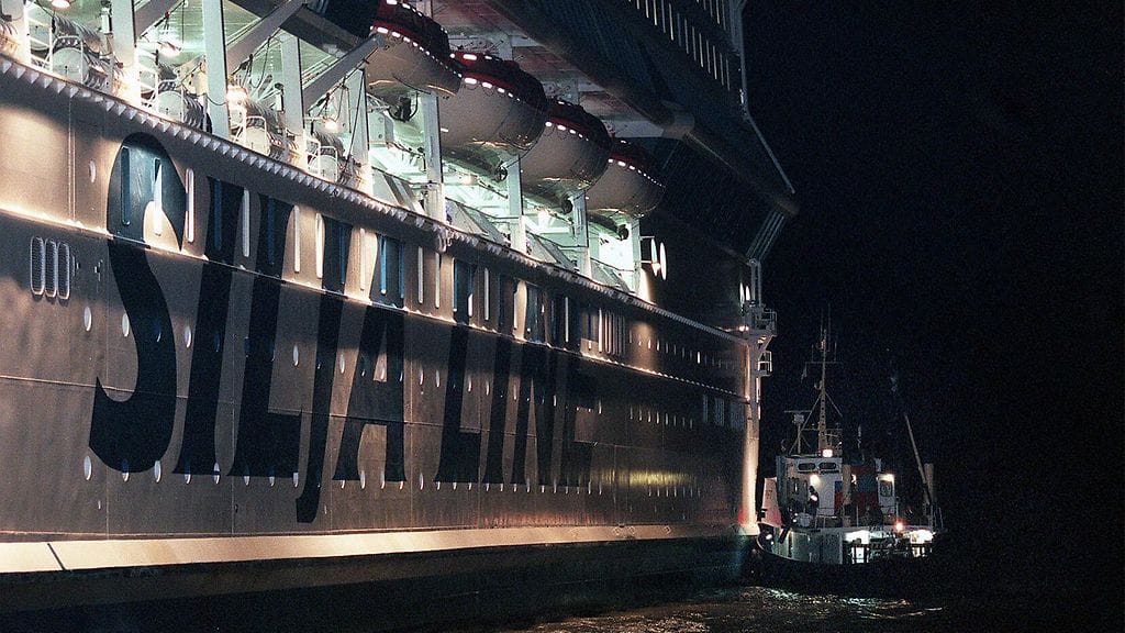 Hovioikeus tuomitsi miehen viiden kuukauden ehdolliseen vankeuteen Silja Europalla tapahtuneesta raiskauksen yrityksestä.