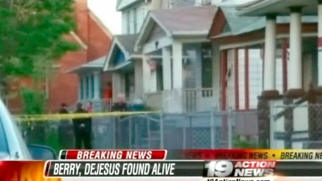 Tässä talossa tyttöjä pidettiin vankeina vuosikymmen.