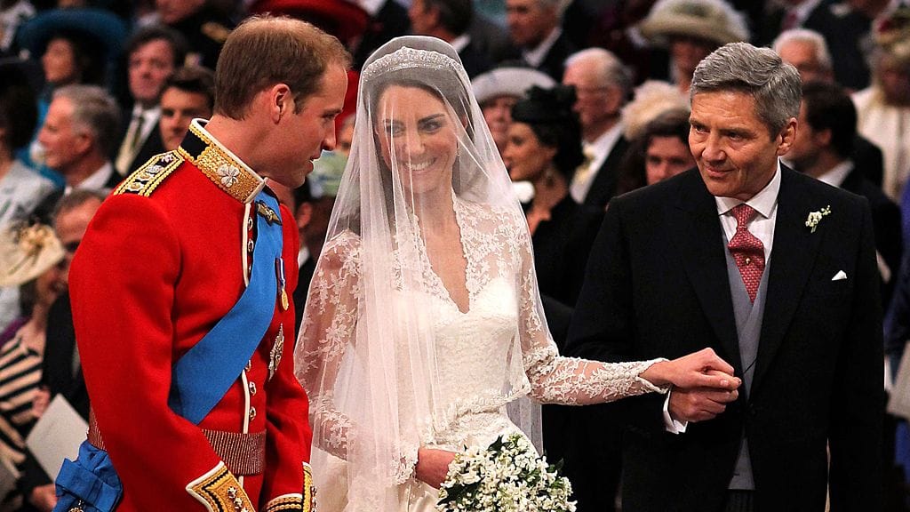 Kate ja William juuri ennen vihkimistä alttarilla. Kuva: Getty Images/All Over Press