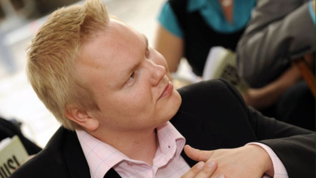 Antti Kurvinen keskustan eduskuntaryhmän puheenjohtajaksi.