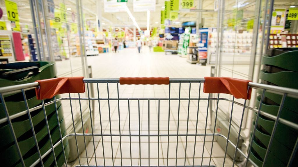 Lakon piirissä on useita tunnettuja teknisen kaupan ja erikoiskaupan yrityksiä. Yrityksiin kuuluvat muun muassa Clas Ohlson, Ikea, Power, Motonet, Kärkkäinen, Musti ja Mirri, Normal, Silmäasema ja Saiturinpörssi.