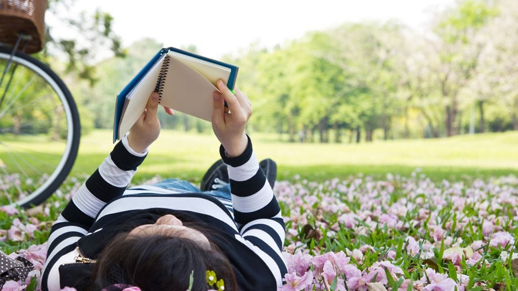 Voita kirja omaksesi!