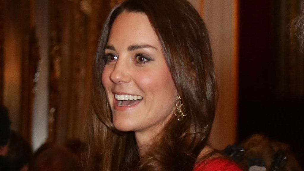 Herttuatar Catherine Buckinghamin palatsissa maanantaina.