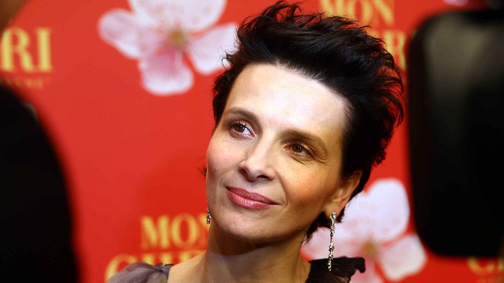 Upea Fanny Ardant on 64-vuotias.