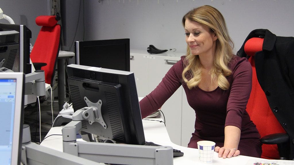 Kirsi Alm-Siira on työskennellyt MTV3:n uutistoimituksessa vuodesta 2005 asti.