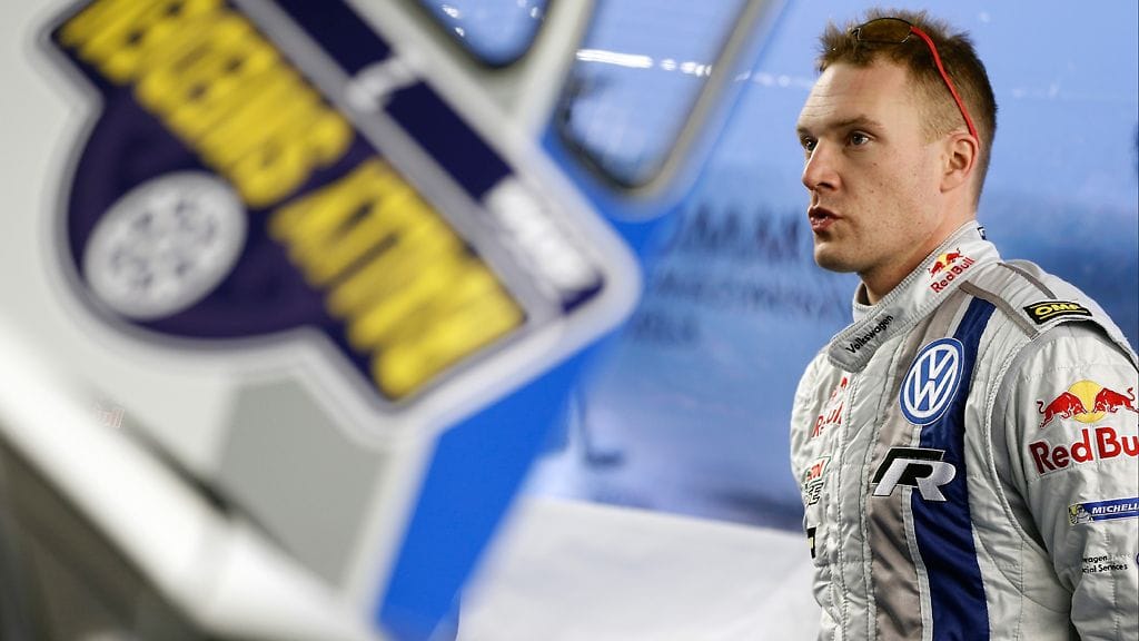 Jari-Matti Latvala jäi 6,6 sekuntia Sebastien Ogierin pohja-ajasta 7,16 kilometriä pitkällä erikoiskokeella.