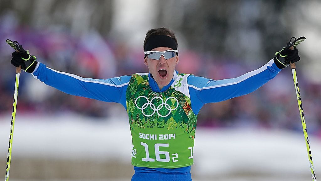 Sami Jauhojärvi hiiihti Suomen parisprintin olympiavoittajana maaliin.