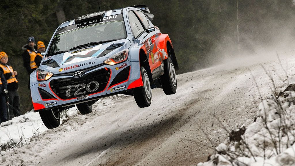 Juho Hänninen ajaa ensimmäistä kertaa kilpaa Hyundain WRC-autolla Ruotsissa. Hänninen sijoittui seitsemänneksi testierikoiskokeella.