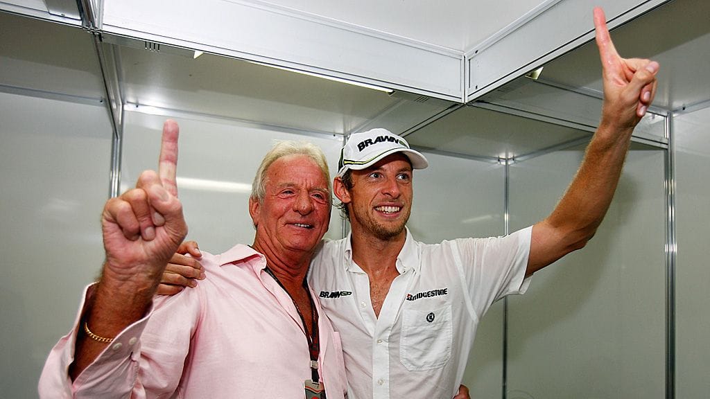 John Button ja Jenson Button vuonna 2009.