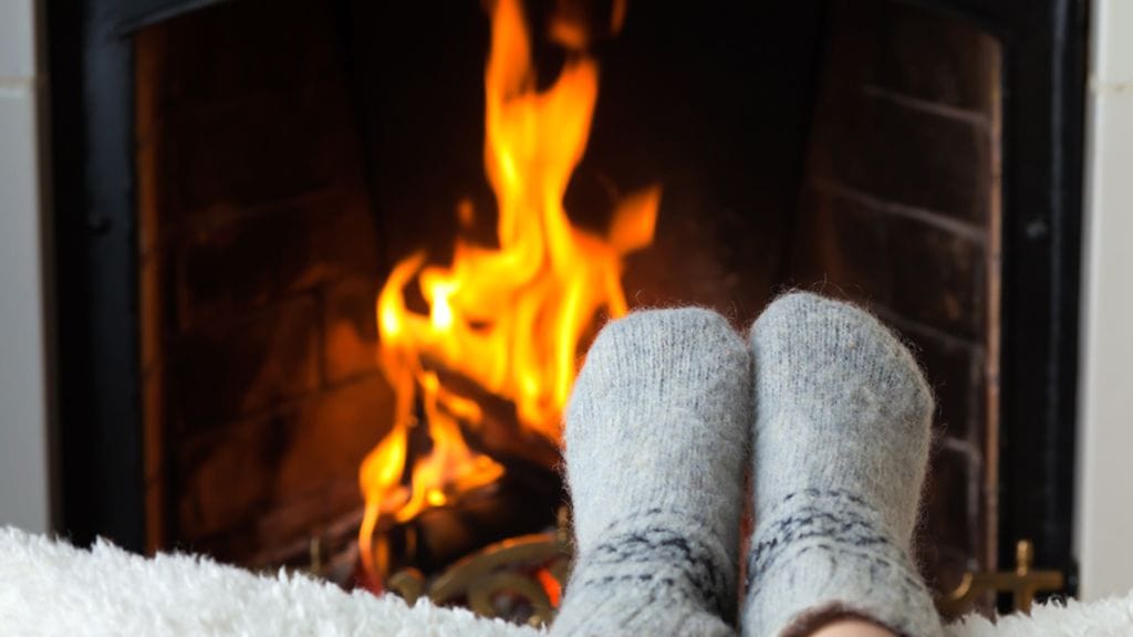 Takasta lentävät kipinät ovat paloturvallisuusriski.