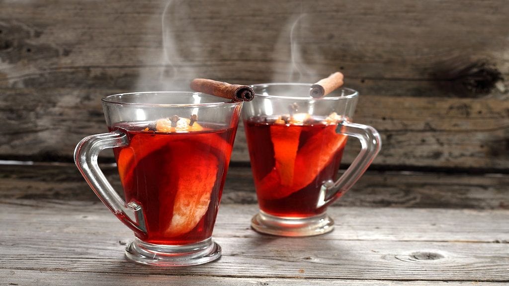 Glögi on yksi sokeripitoisimmista alkoholijuomista.