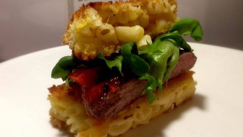 Mac’n’cheese burger