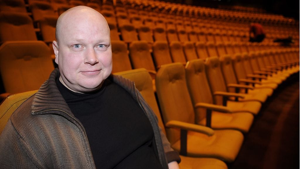 Riku Suokas työskenteli aiemmin Tampereen Työväen Teatterin johtajana.