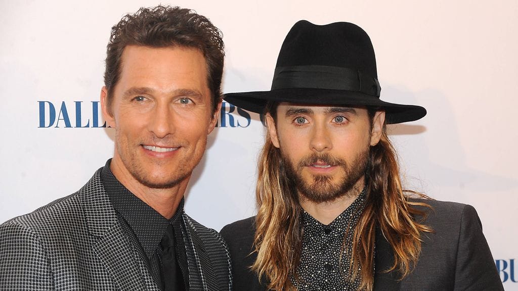 Oscar-ehdokkaat hymyilivät Lontoon ensi-illassa.