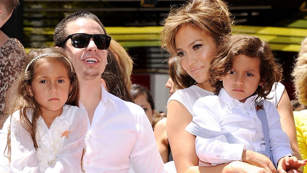 Emme, Casper, Jennifer ja Maximilian.