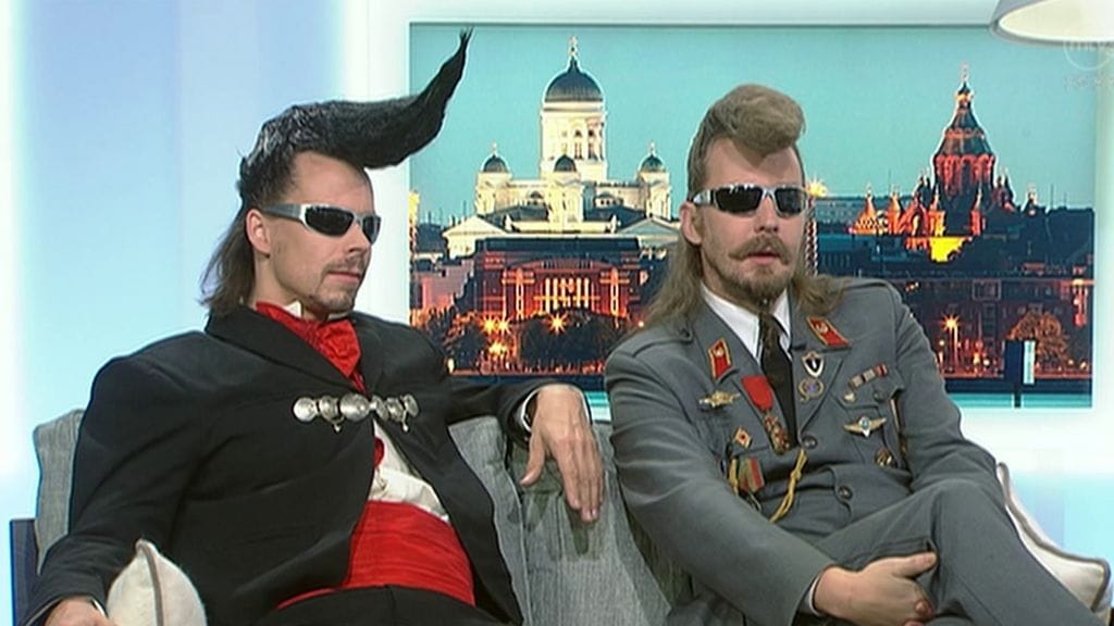 Leningrad Cowboys -bändin Pemo ja Varre vierailivat Huomenta Suomen lähetyksessä 29.11.2013.