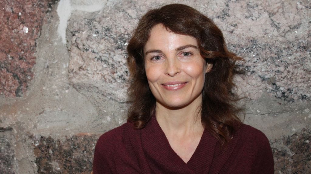 Irina Björklund levytti suomalaisia lauluja ranskaksi.