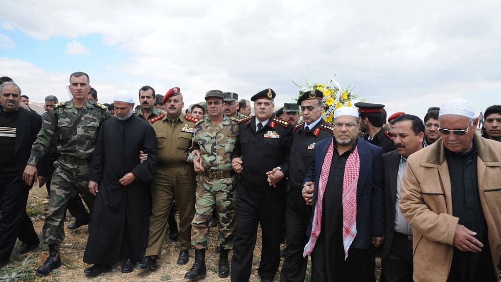 Syyriassa haudattiin 23.4.2011 turvallisuusjoukkojen luodeista kuolleita. Kuva: EPA