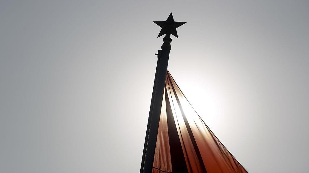 Kiinassa on viime vuosina koitettu kitkeä korruptiota. Kriitikkojen mukaan kampanja on kuitenkin silmänlumetta.