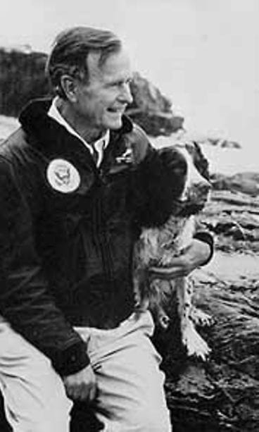 George H. W. Bushin koira Range.