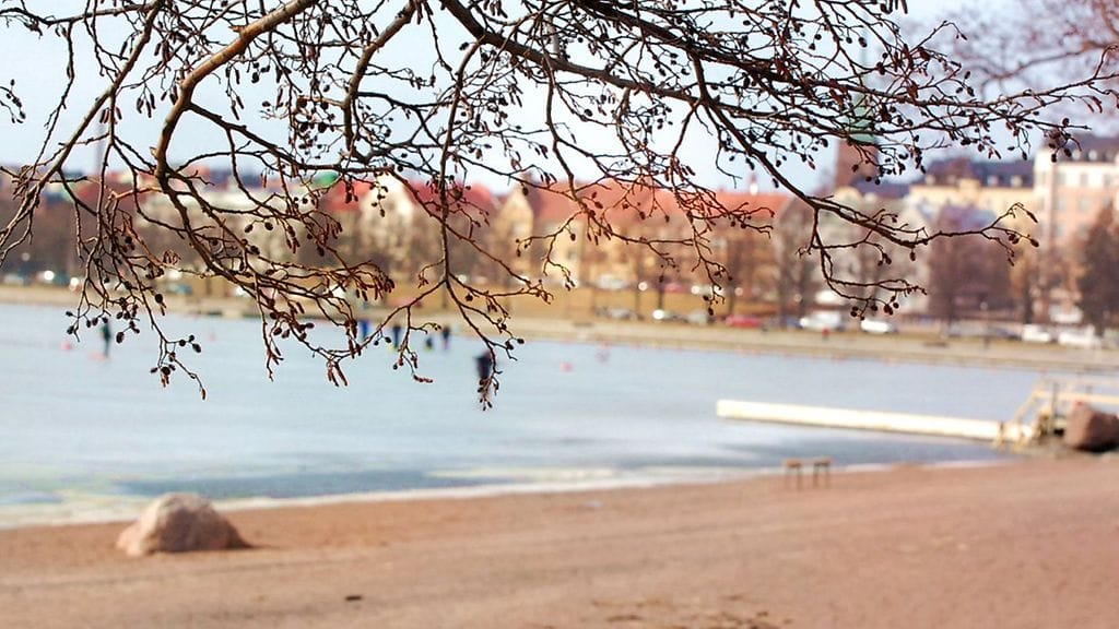 Keväinen päivä Helsingin Uunisaaressa 9. maaliskuuta 2014.