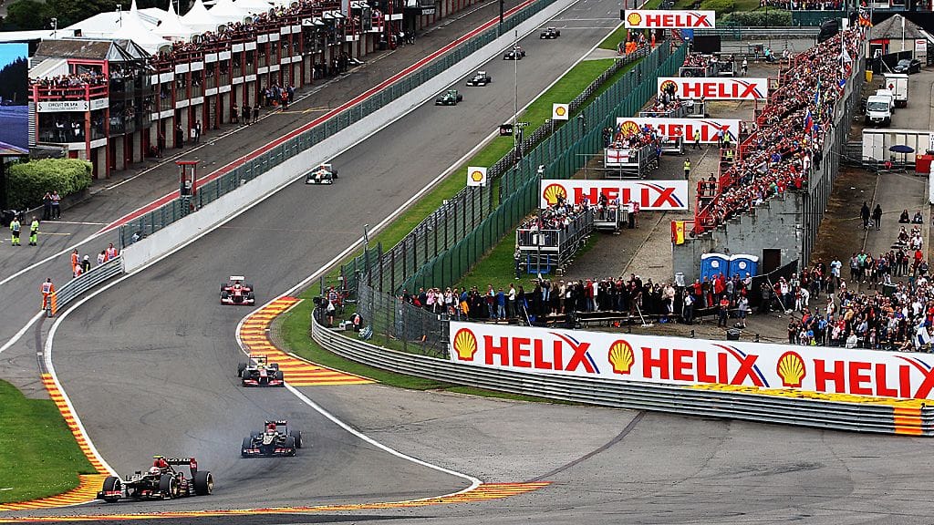 Span legendaarinen Eau Rouge -mutka.