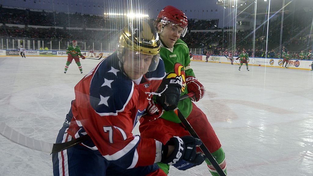 HIFK:n kultakypärä Juuso Puustinen viimeisteli punanuttujen voittomaalin.