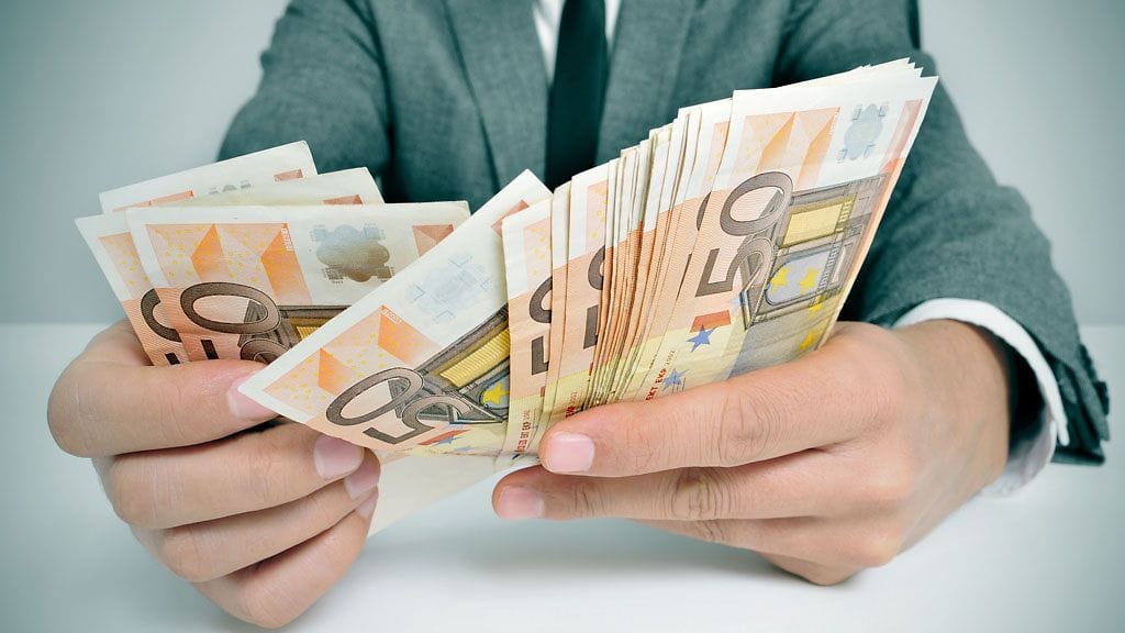 Vaurastuminen on monen haavelistalla.