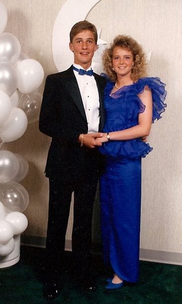 Matthew McConaughey ja Lori Klinger prom-kuvassaan.