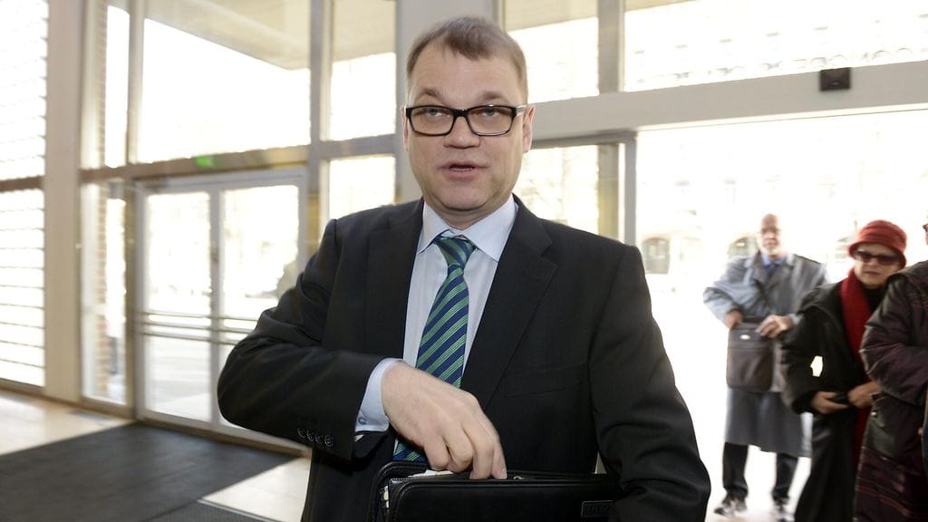 Työmarkkinajärjestöt ovat odottaneet hallitukselta lisätietoa sen lupaamista veronkevennyksistä.