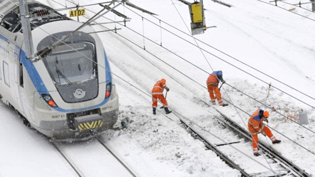 Junaliikenne on sekaisin myös Ruotsissa. (lehtikuva)