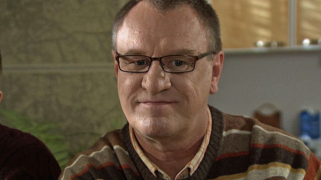 Salatut elämät - Ismo (Esko Kovero).