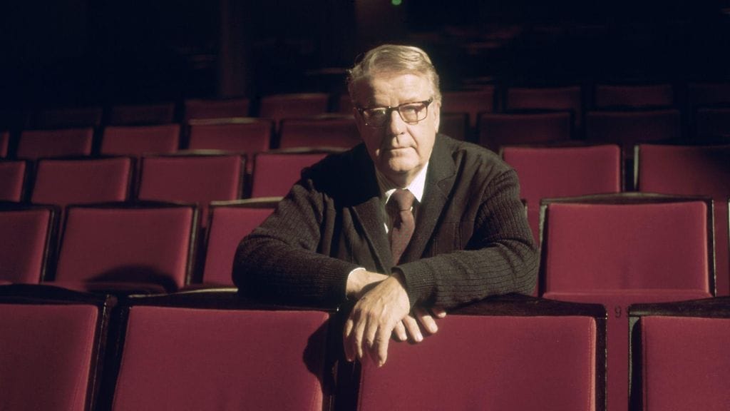 Teatterineuvos Rauli Lehtonen vuonna 1993.