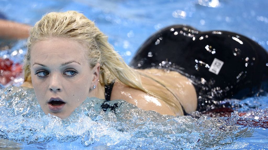 Emilia Pikkarainen kuuluisassa kuvassa Lontoon olympialaisissa 2012.