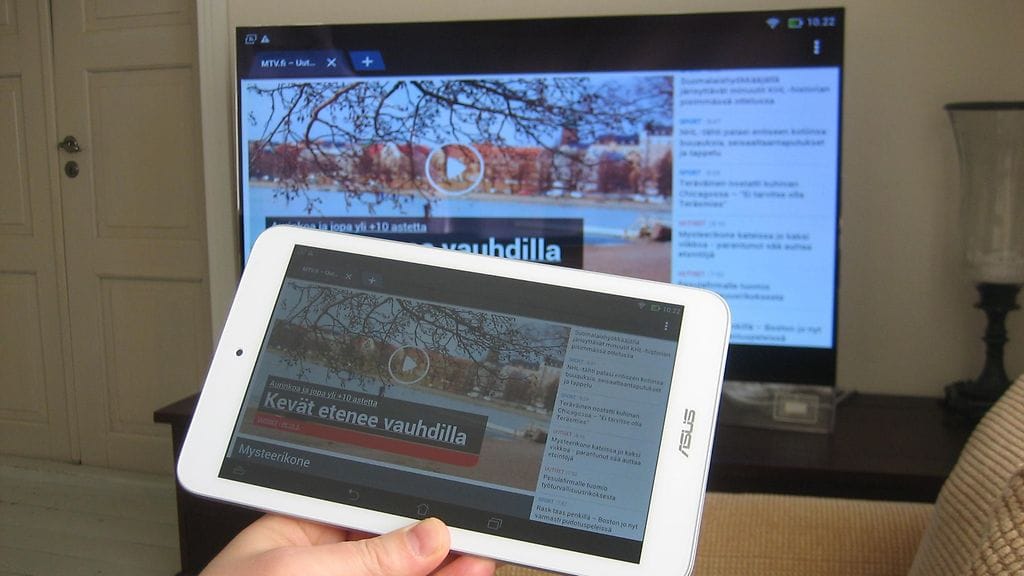 LG:n kaareva OLED-TV 55EA980W