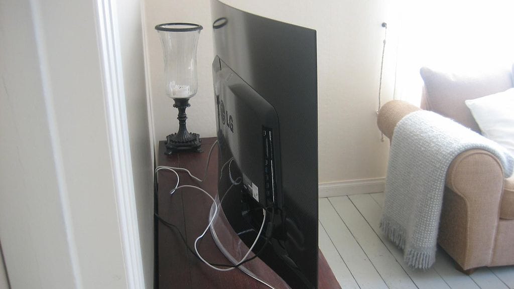 LG:n kaareva OLED-TV 55EA980W