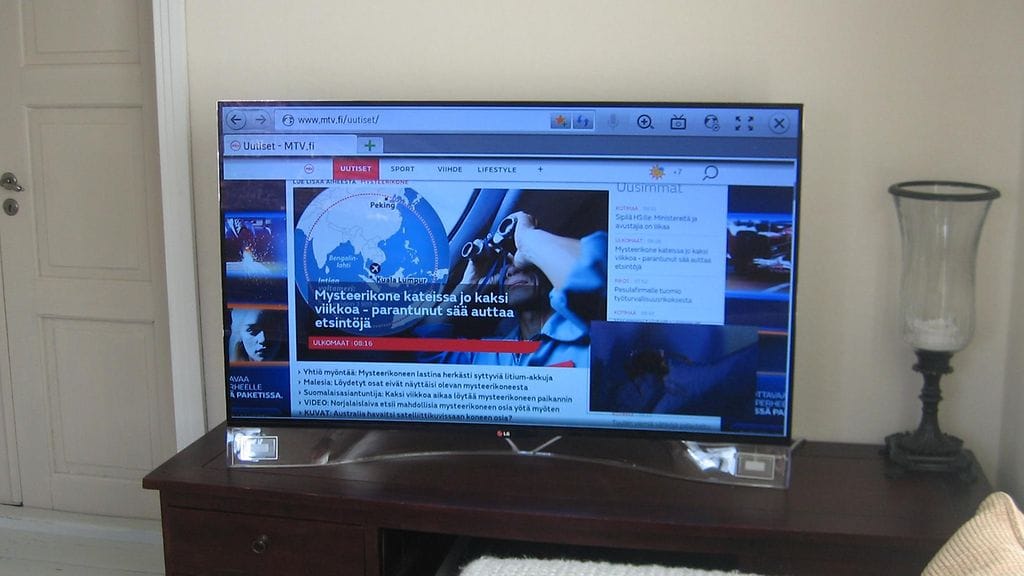 LG:n kaareva OLED-TV 55EA980W