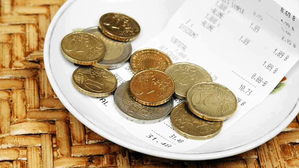 Hämeen poliisi aloitti tutkinnan toukokuussa yhdessä Rajavartiolaitoksen kanssa sen jälkeen, kun ravintolatyöntekijä oli kertonut kirjeessä työoloistaan. Kuvituskuva.